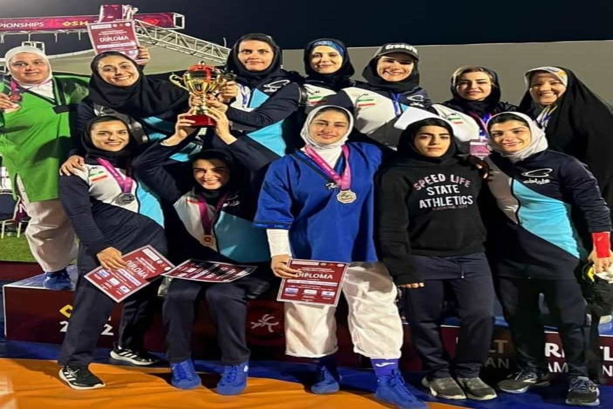 رمانی انوان ایران با مدال های رنگارنگ