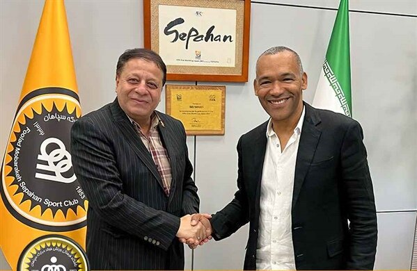 دستیار مورینیو سرمربی سپاهان شد