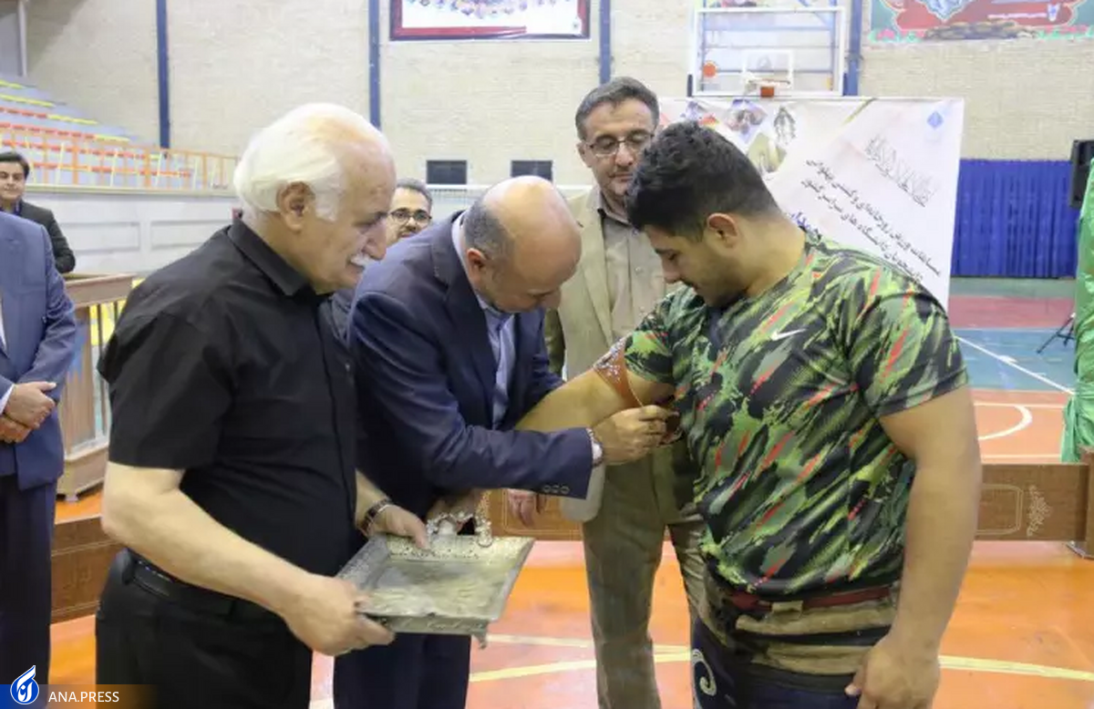 قهرمانان ورزش زورخانه‌ای و کشتی پهلوانی دانشجویان کشور شناخته شدند