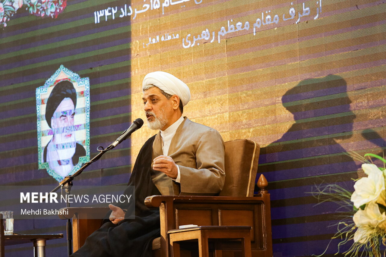 برخی جریان‌ها اندیشه‌های امام راتحریف و به نفع خود مصادره می کنند - خبرگزاری مهر | اخبار ایران و جهان