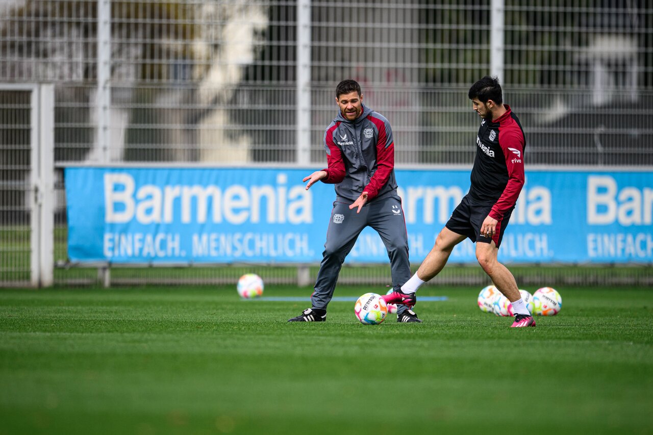 آخرین وضعیت سردار آزمون پس از مصدومیت در تمرین لورکوزن - خبرگزاری مهر | اخبار ایران و جهان