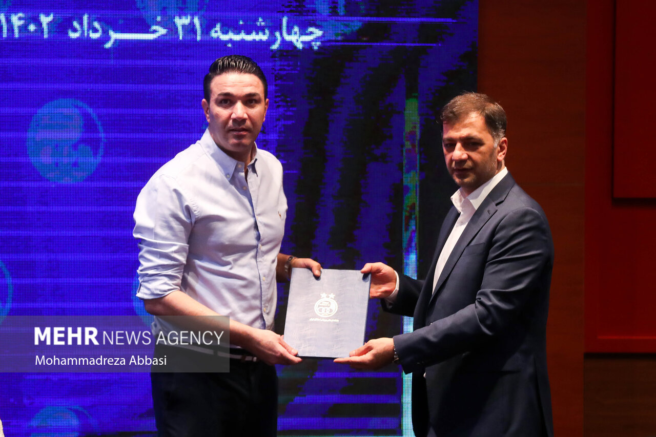 قرارداد «نکونام» را از باشگاه استقلال برده‌اند/پای یک بچه باز شد! - خبرگزاری مهر | اخبار ایران و جهان