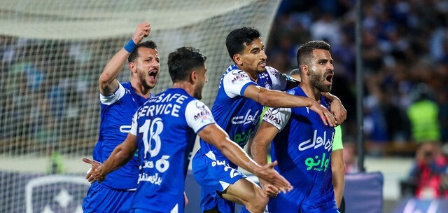 سوغات شیرین از آبادان؛ نکونام با صدرنشینی شروع کرد