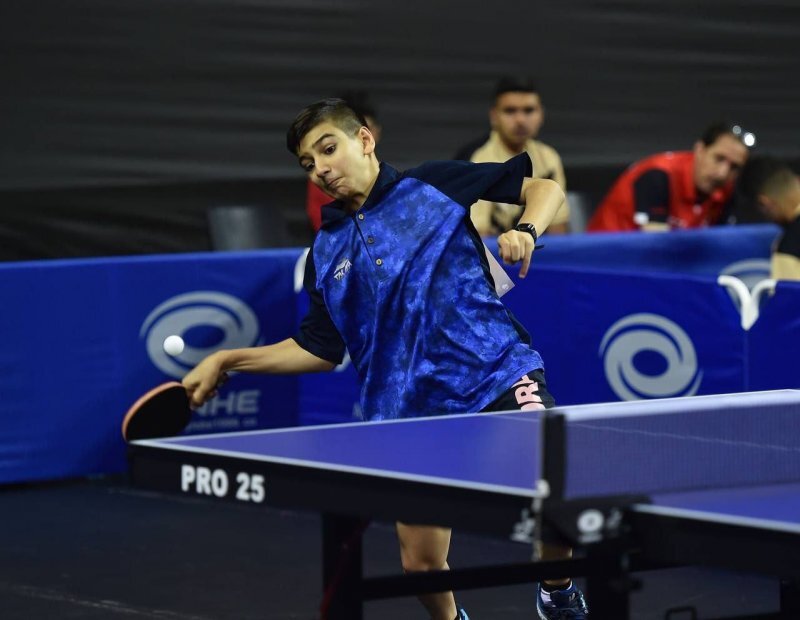 صعود نوجوان ایرانی به دیدار پایانی رقابت‌های تنیس روی میز جهانی تونس