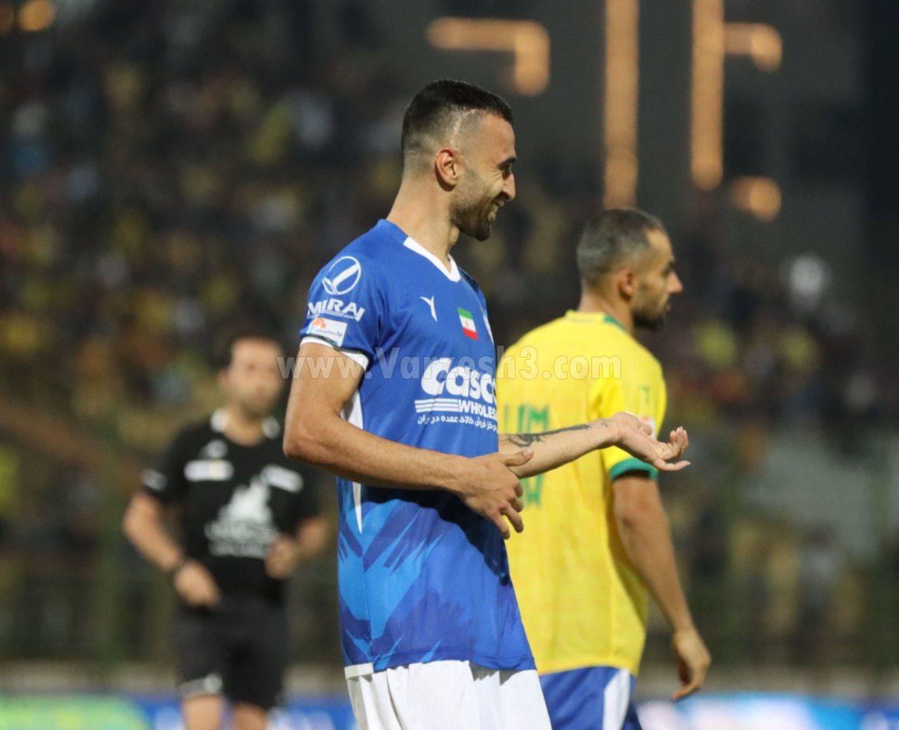 گیتار ارسلان خیلی زود کوک شد! (عکس) | ورزش سه