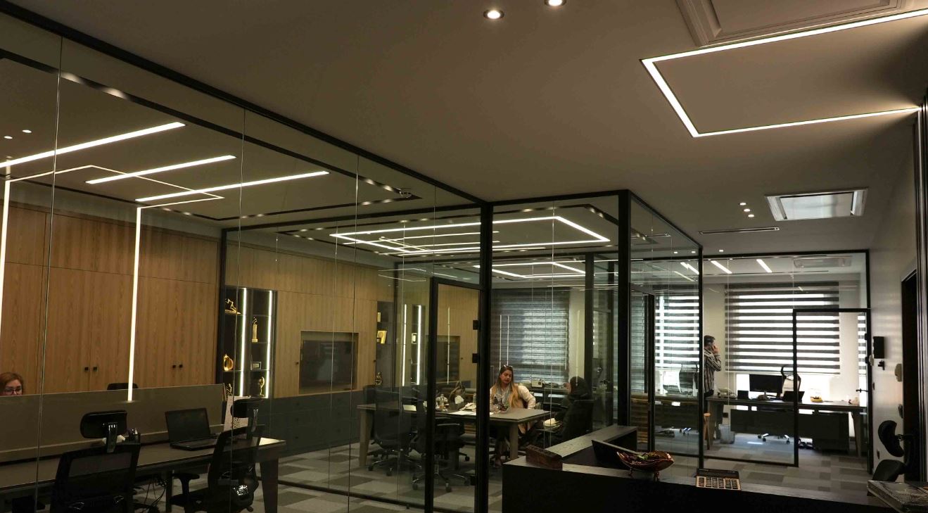 چراغ اداری روکار تزئینی چیست؟