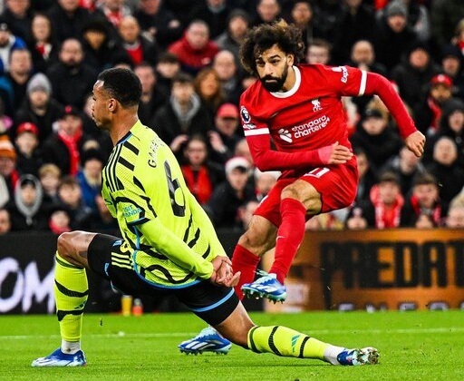 جنگ صدرنشینان برنده نداشت / فرار توپچی‌ها از آنفیلد با تک امتیاز ارزشمند