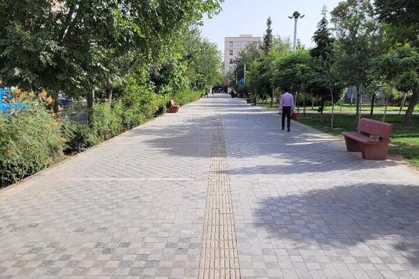 مناسب سازی معابر برای معلولین در هسته مرکزی شهر قم - خبرگزاری مهر | اخبار ایران و جهان