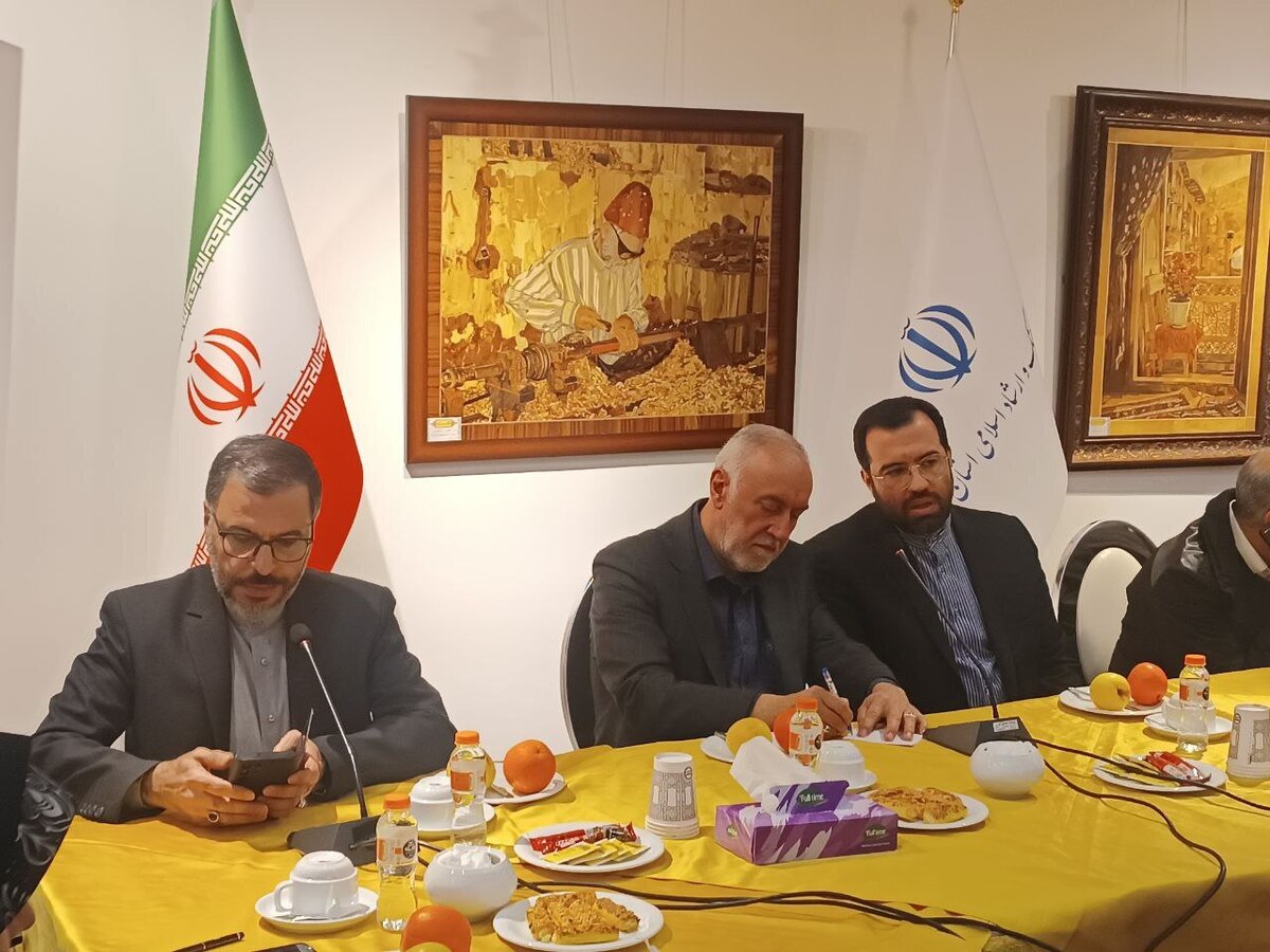 هنرمندان برای تشویق مردم به انتخابات نقشی اساسی دارند