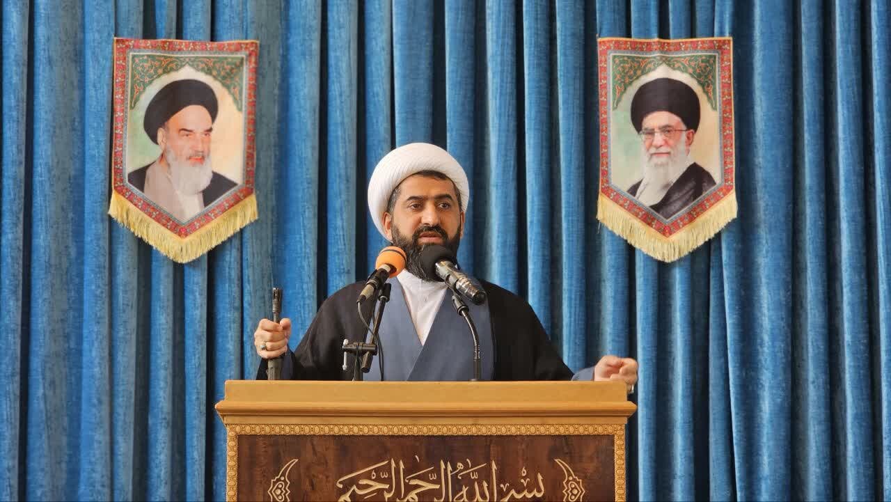 امام جمعه ارشق: مذاکره مستقیم با آمریکای پیمان‌شکن بیهوده است - خبرگزاری مهر | اخبار ایران و جهان