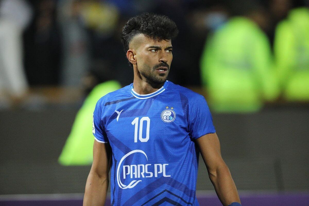 رامین رضاییان بالاخره از استقلال پیشنهاد تمدید گرفت؛ مذاکرات نهایی بعد از فینال جام حذفی!