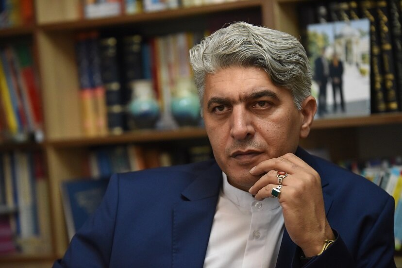 آنان که در حادثه بندرعباس جان سالم به در بردند ، روزی هزار بار می‌میرند